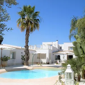  Bed & Breakfast Abbèntu Italia